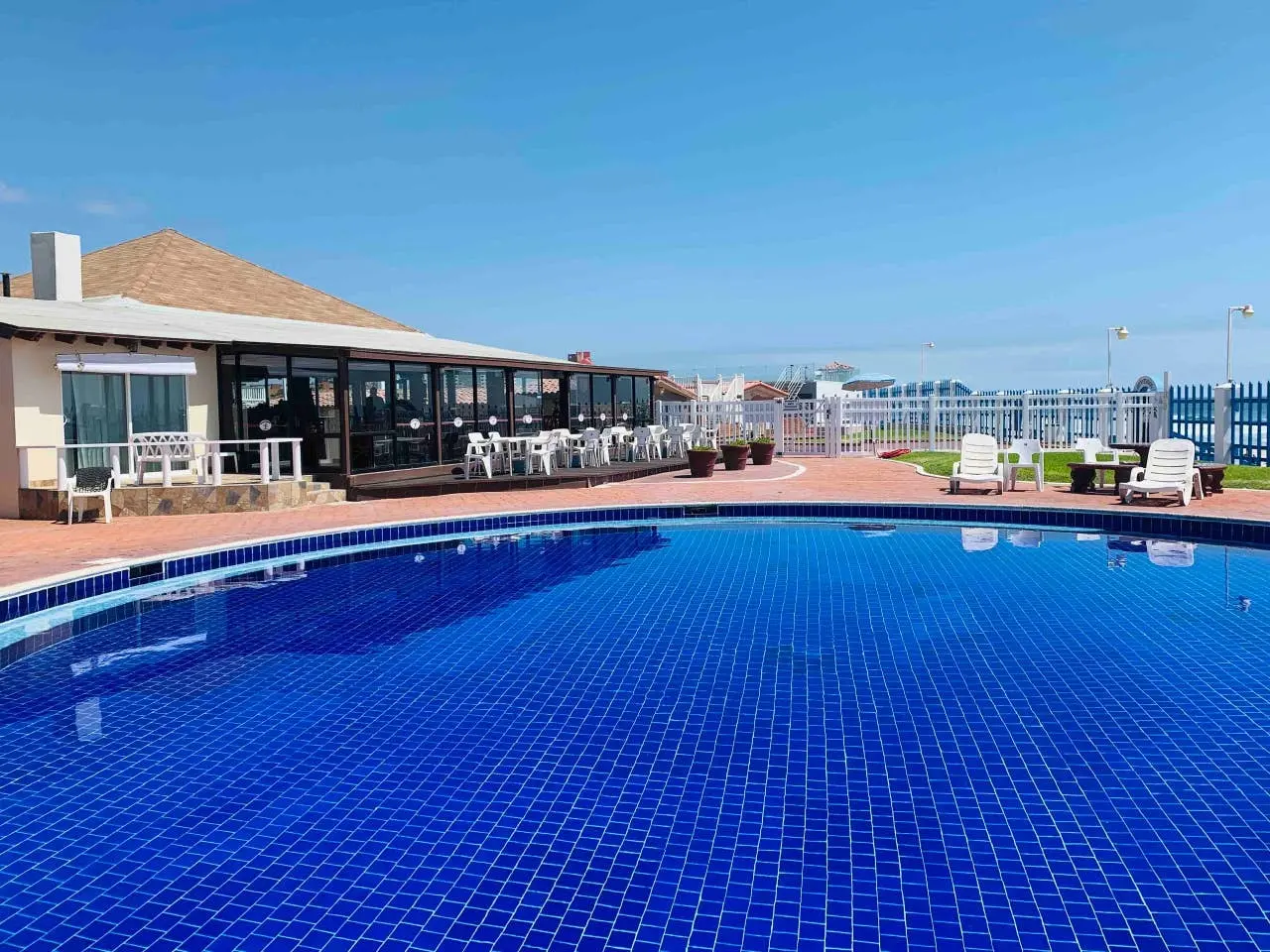 SE RENTA CASA EN QUINTAS DEL MAR